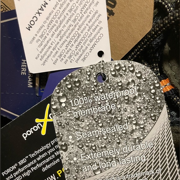 NEW Waterproof Hiking Shoes - Picture 9 of 10